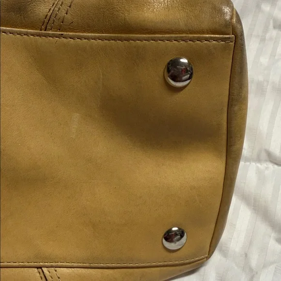 Coach Camel Leather Bag with Cream Scarf - Picture 11 of 13